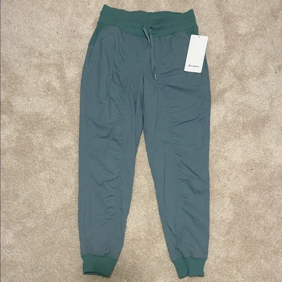 lululemon athletica Green Track Pants - Picture 1 of 3